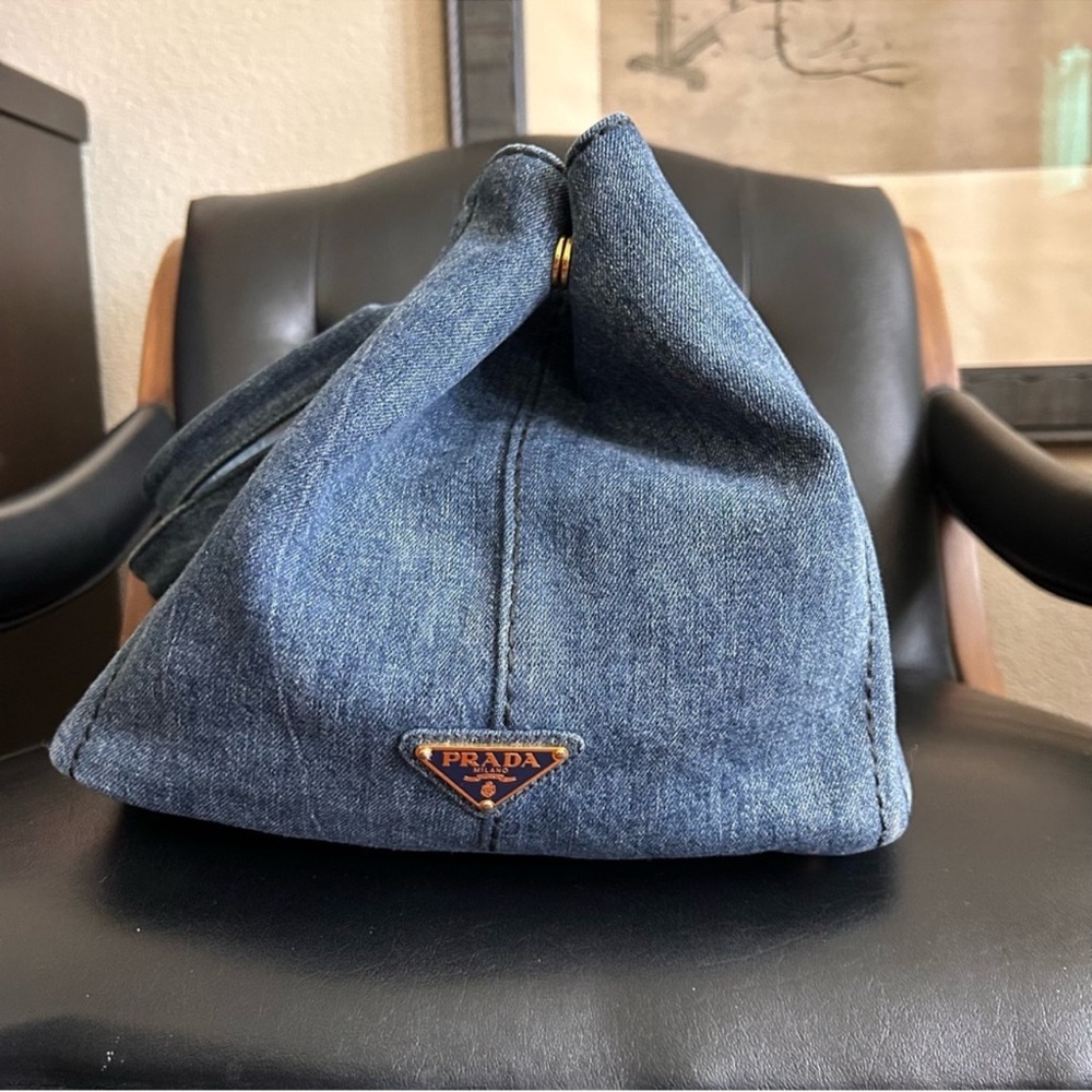 Auth large PRADA Canapa Blue Denim Tote Bag gold hardware rolled handle - Picture 4 of 14